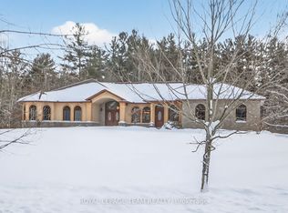 104 Sentinel Pine Way, Ottawa, ON K0A 1L0