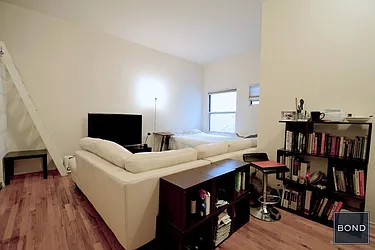 Rented by Bond New York