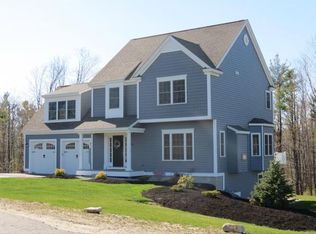 26 Jenkins Farm Rd, Chester, NH 03036