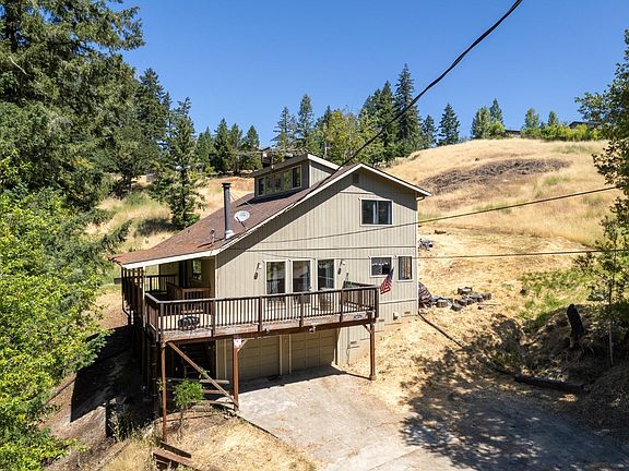 5th image of 1466 Hulett Place