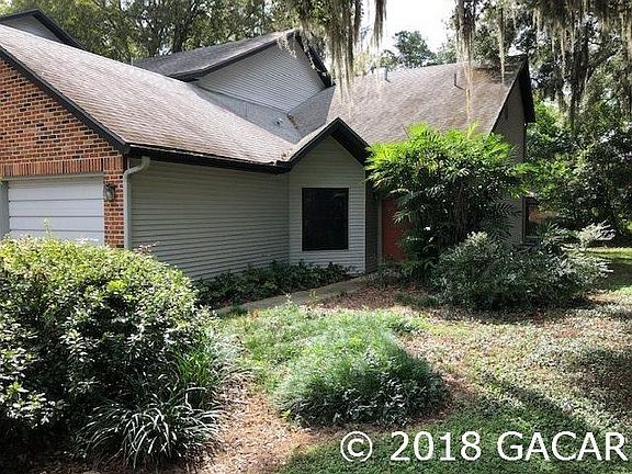 2nd image of 944 NW 42nd Ter