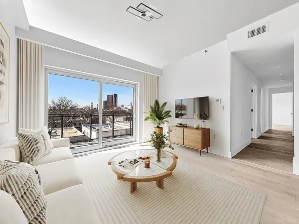 12-16 30th Ave #205, Astoria, NY 11102