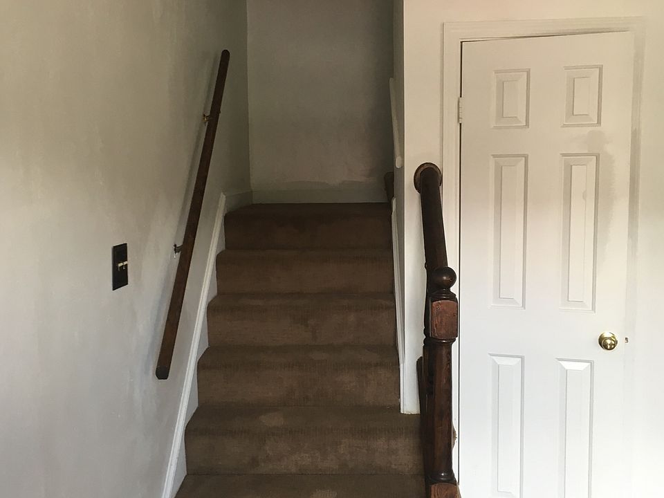 1st image of 5126 Castle Way