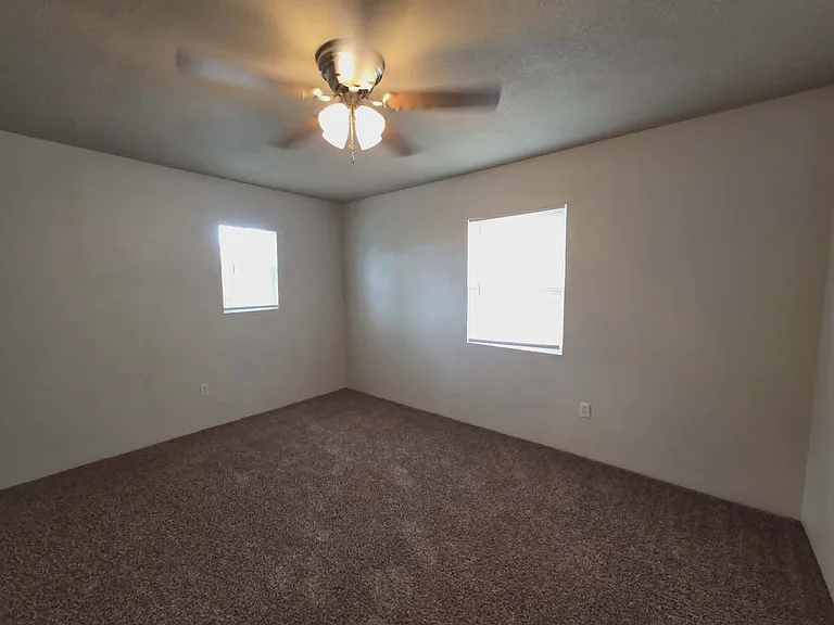 2606 Avenue V — Photo 20