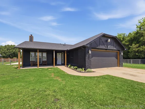17621 E 80th St N, Owasso, OK 74055