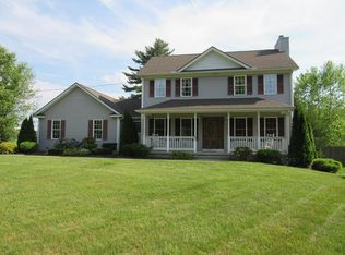 63 Valley Rd, Southampton, MA 01073