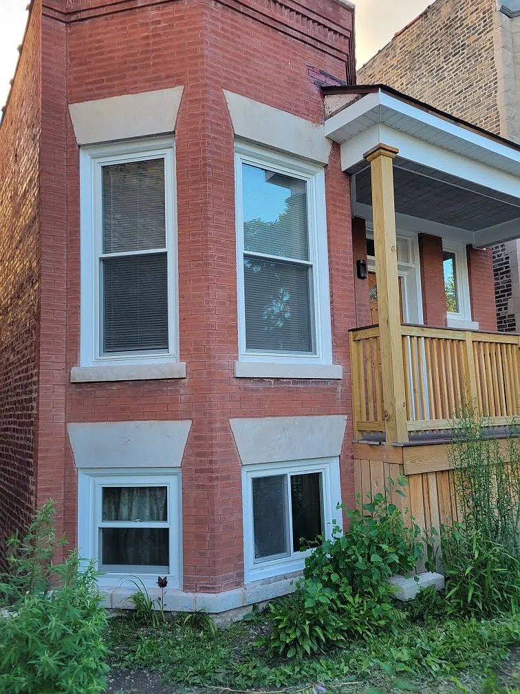 3 bed, 1600 sqft, $2,849 — Photo 2