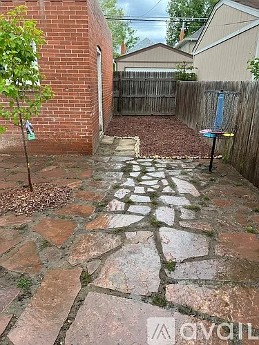 2441 N Vine St — Photo 15