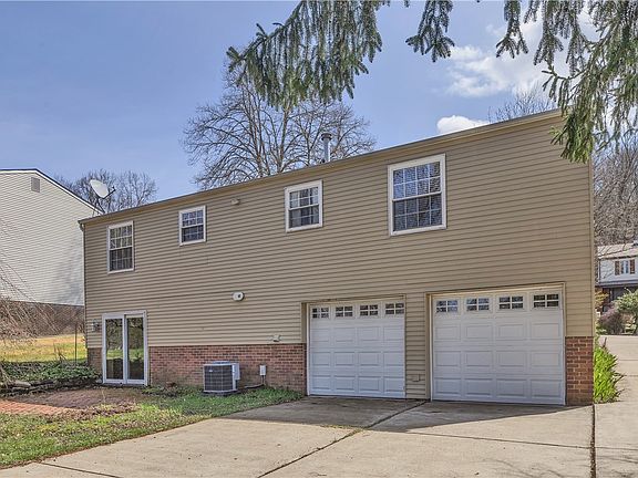 5th image of 118 Wiltshire Cir