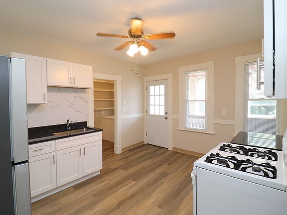 5th image of 257 Main St #3R