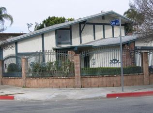 18425 Chase St, Northridge, CA 91325