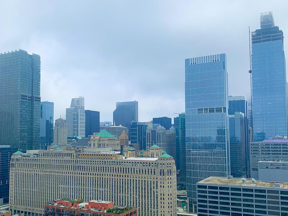 1st image of 337 W Illinois St #1410