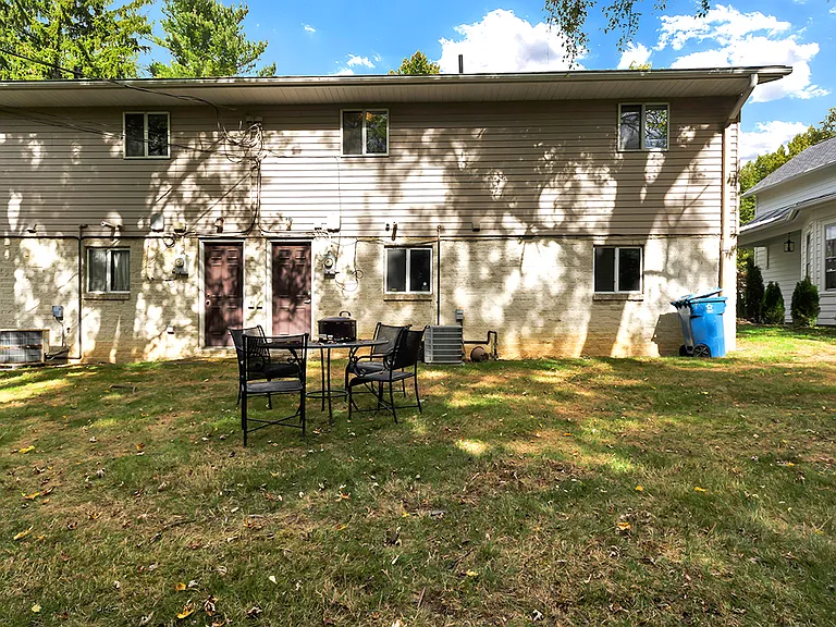 136 Ravenna St #138 — Photo 8