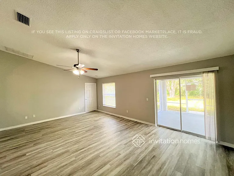 1949 SW Burlington St — Photo 6