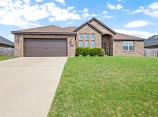 217 Peyton St, Lowell, AR 72745