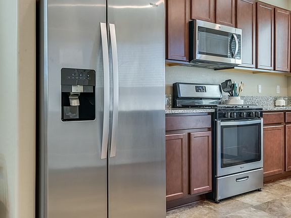 4th image of 6325 Conlon St