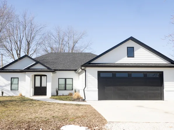 103 Hannah St, Cairo, MO 65239