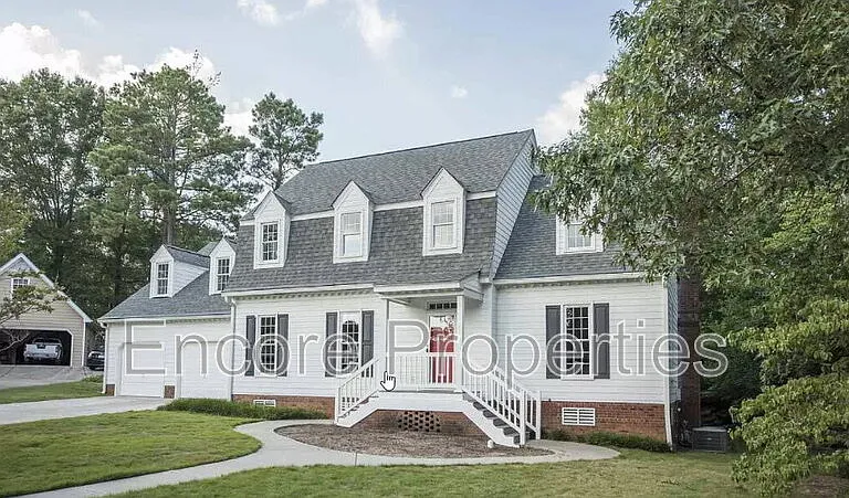 111 Whispering Pines Ct — Photo 1
