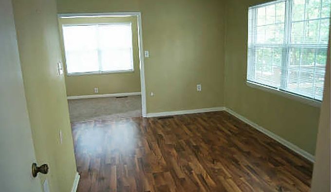 2nd image of 2516 Dockery St