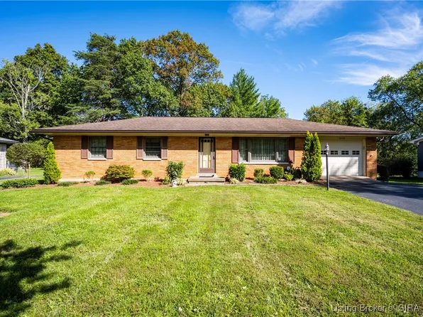 3620 Green Valley Road, New Albany, IN 47150