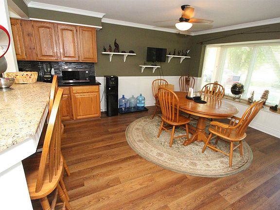 2nd image of 38134 Shoreline Dr