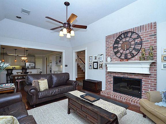 3rd image of 7626 Greatwood Lake Dr