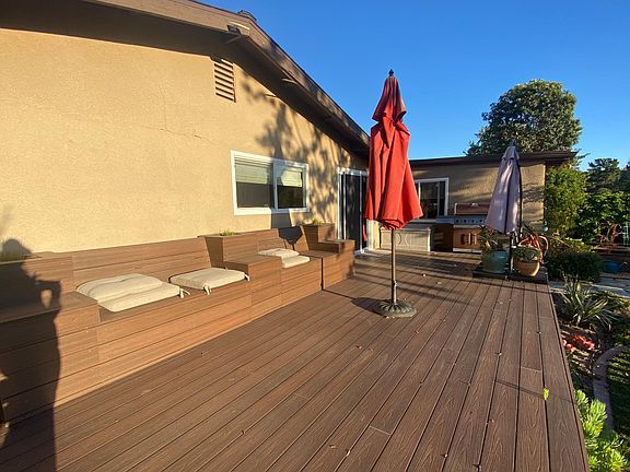 4th image of 7556 Rowena St