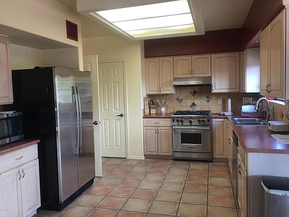 5th image of 1111 W Calle De Emilia