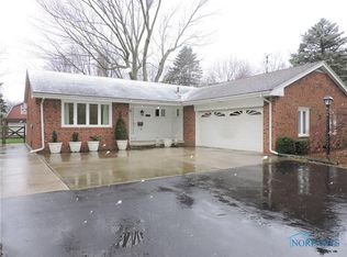 1816 Green Valley Dr, Toledo, OH 43614