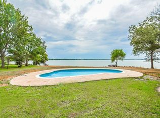 366 Ilfrey St, Baytown, TX 77520