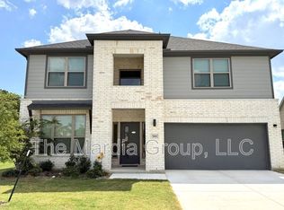 588 Moonrise St, Waxahachie, TX 75165
