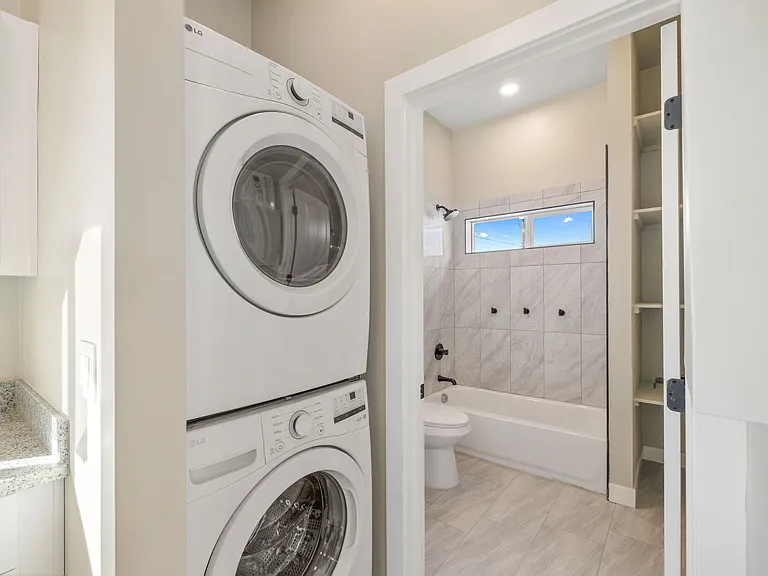 1321 W Speedway Blvd #2 — Photo 3