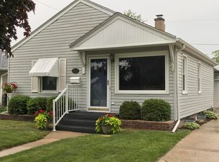 1920 Arlington Ave, Racine, WI 53403