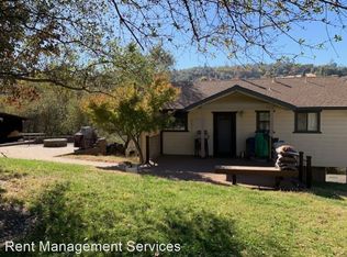 455 Woodlake Ln, Newcastle, CA 95658