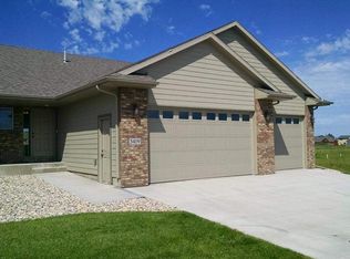 5409 Salvation Pl, Sioux Falls, SD 57108