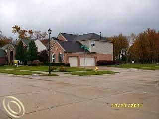 5th image of 48714 Tanglewood Dr