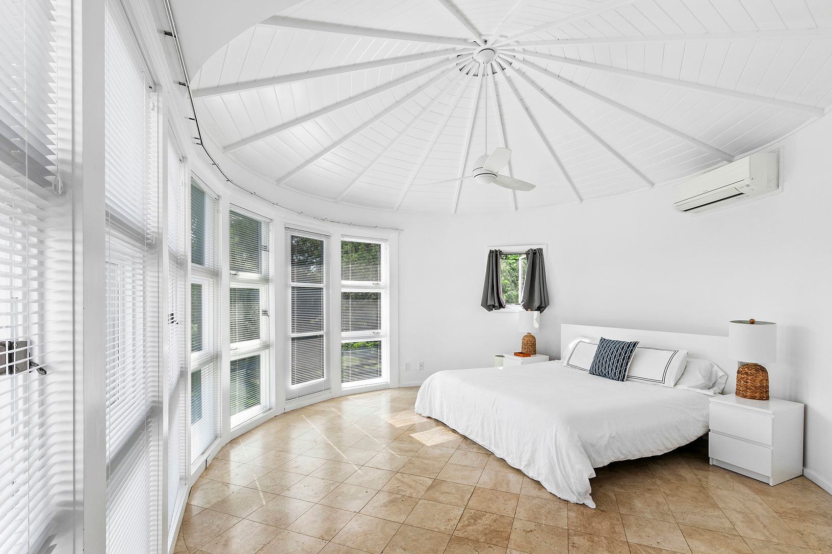  Spectacular Primary Suite with Views