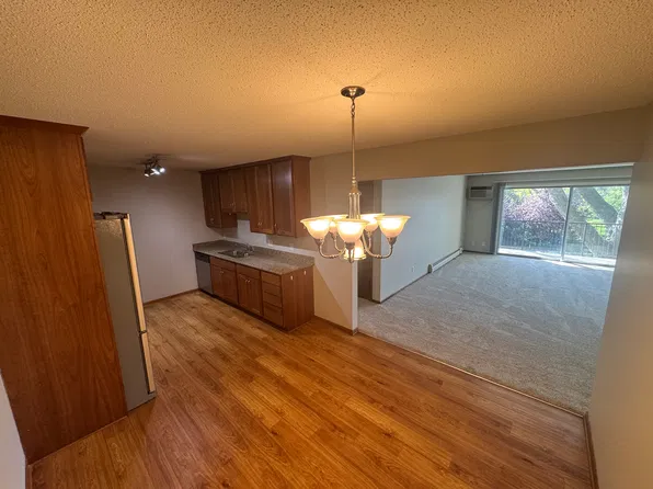 4351 Parklawn Ave #207, Edina, MN 55435