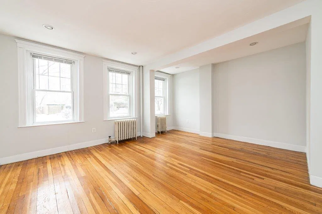 2 bed, 780 sqft, $2,700 — Photo 2