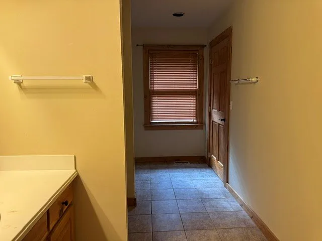 690 Oak Ridge Rd — Photo 16