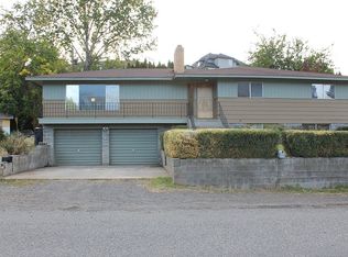 1006 Campbell Dr, Prosser, WA 99350