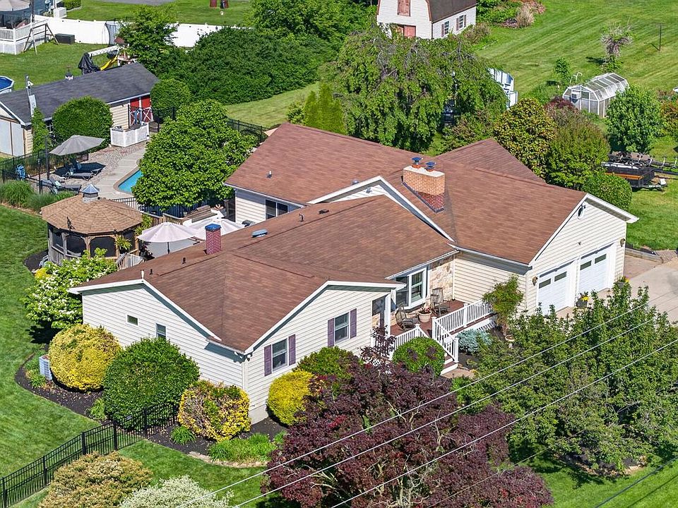 1st image of 3921 Saint Paul Rd