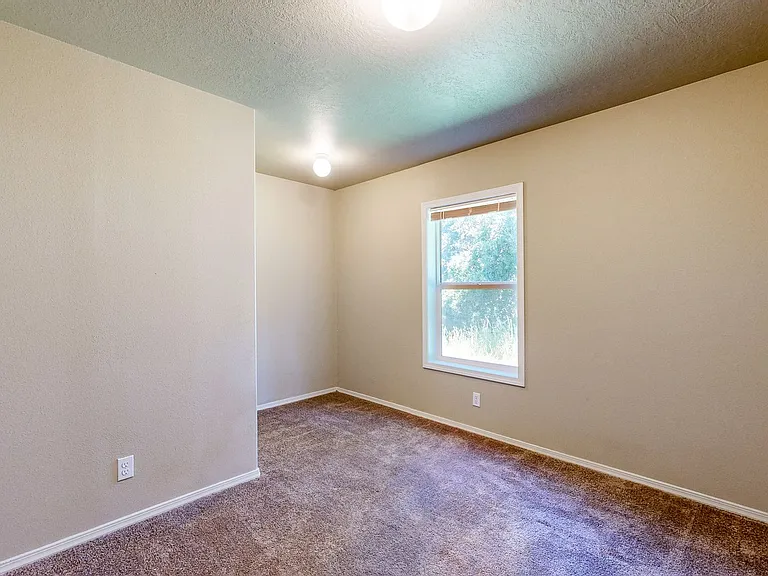 12800 Dunbar Rd — Photo 20