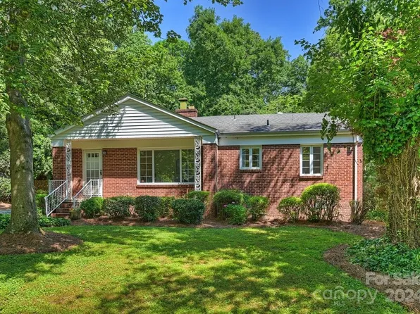 2431 Arnold Dr, Charlotte, NC 28205