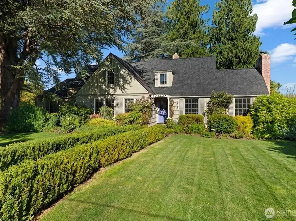 1867 Gossard St, Enumclaw, WA 98022