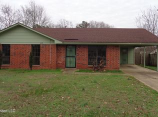 6190 Sandhurst Rd, Horn Lake, MS 38637