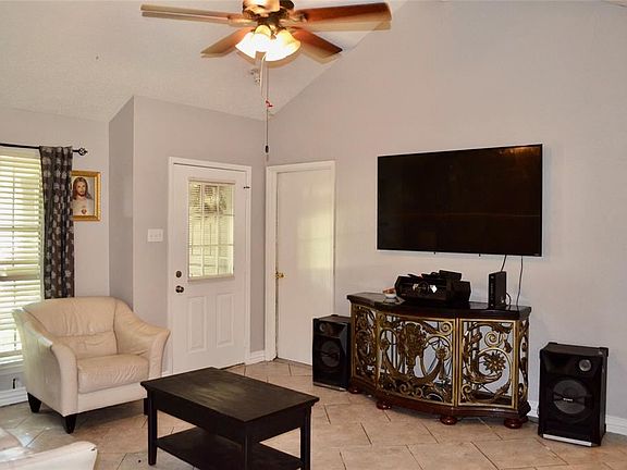 3rd image of 9634 E Savile Cir