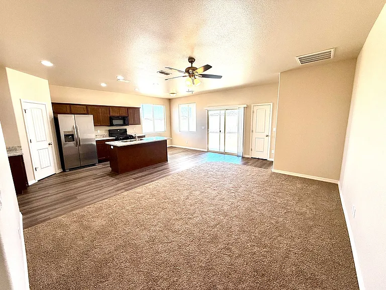 3572 Charleston Loop — Photo 4