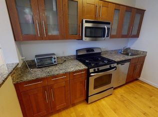 672 Washington St APT 4, Brookline, MA 02446