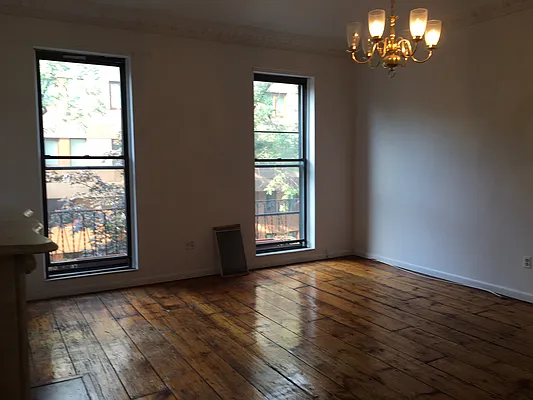 Rented by Realty Collective | media 21